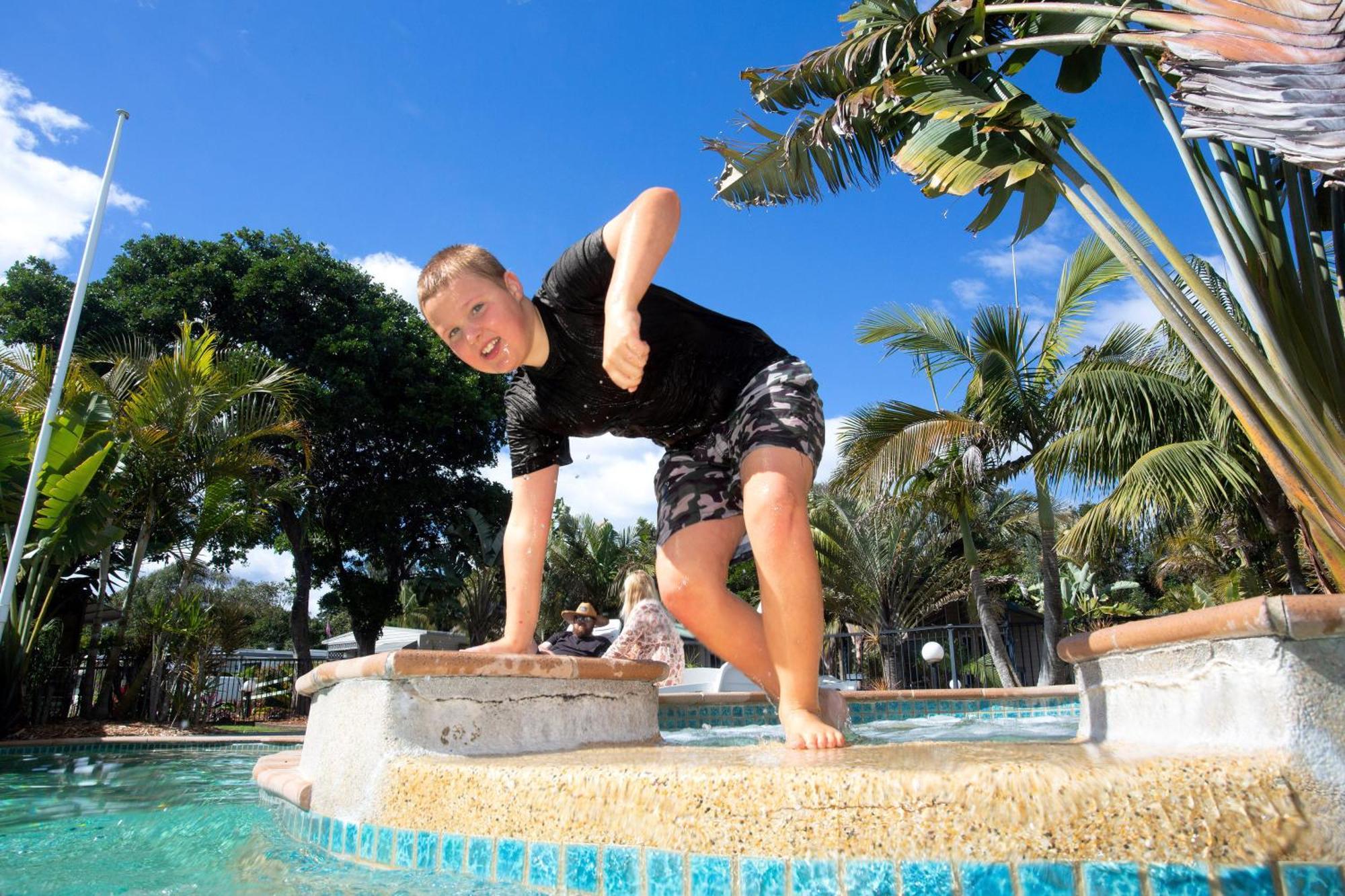 Big4 Manning Point Holiday Park Buitenkant foto
